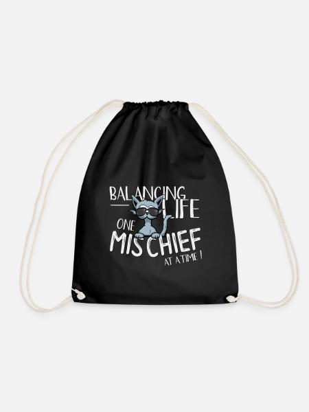Balancing Life One Mischief At A Time! Katze - Turnbeutel - Schwarz