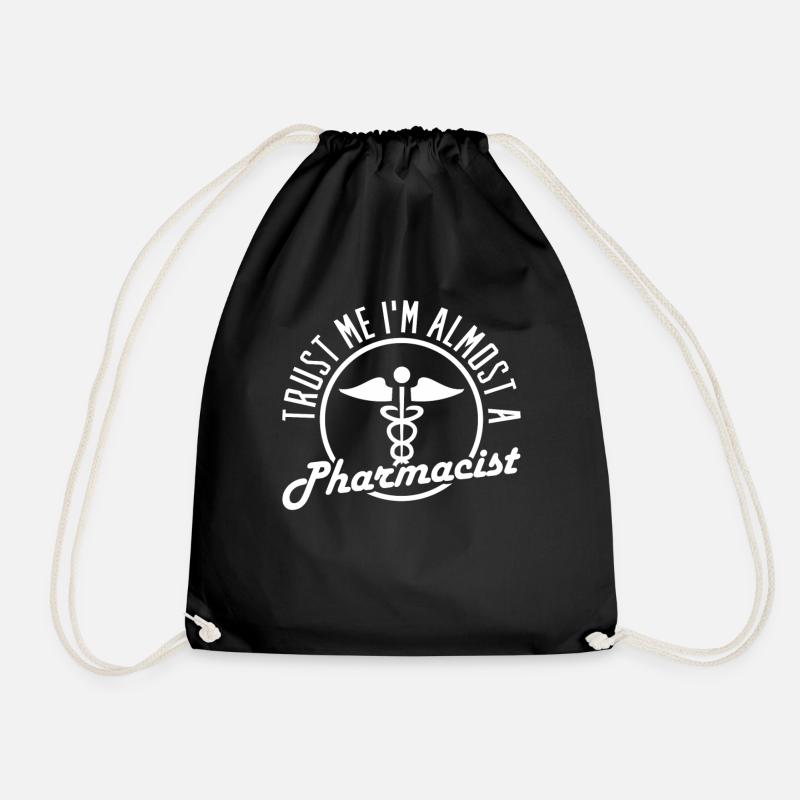 Trust me Im Almost a Pharmacist Apotheker - Turnbeutel - Schwarz