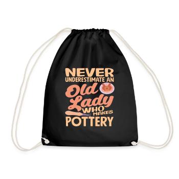 Never underestimate an old lady who - Drawstring Bag - black - Front