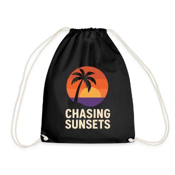 Chasing Sunsets – Tropical Summer & Travel Shirt - Drawstring Bag - black - Front
