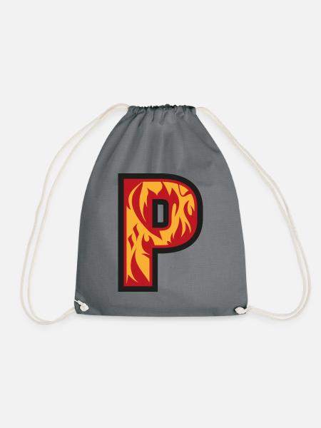 Buchstabe P mit Flammen - Buchstabe mit Feuer 🔥 - Turnbeutel - Grau