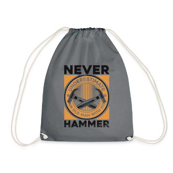 Never Underestimate Old Man With His Hammer - Turnbeutel - Grau - Vorne