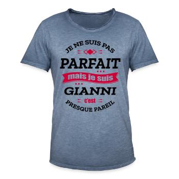 GIANNI PARFAIT - PRENOM GIANNI - T-shirt vintage Homme - vintage bleu jeans - Devant - Jose (178cm)