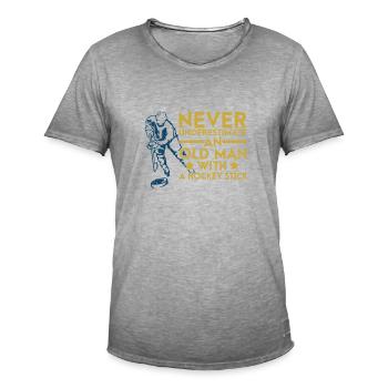 Never Underestimate An Old Man With A Hockey Stick - Men's Vintage T-Shirt - vintage grey - Front - Jose (178cm)