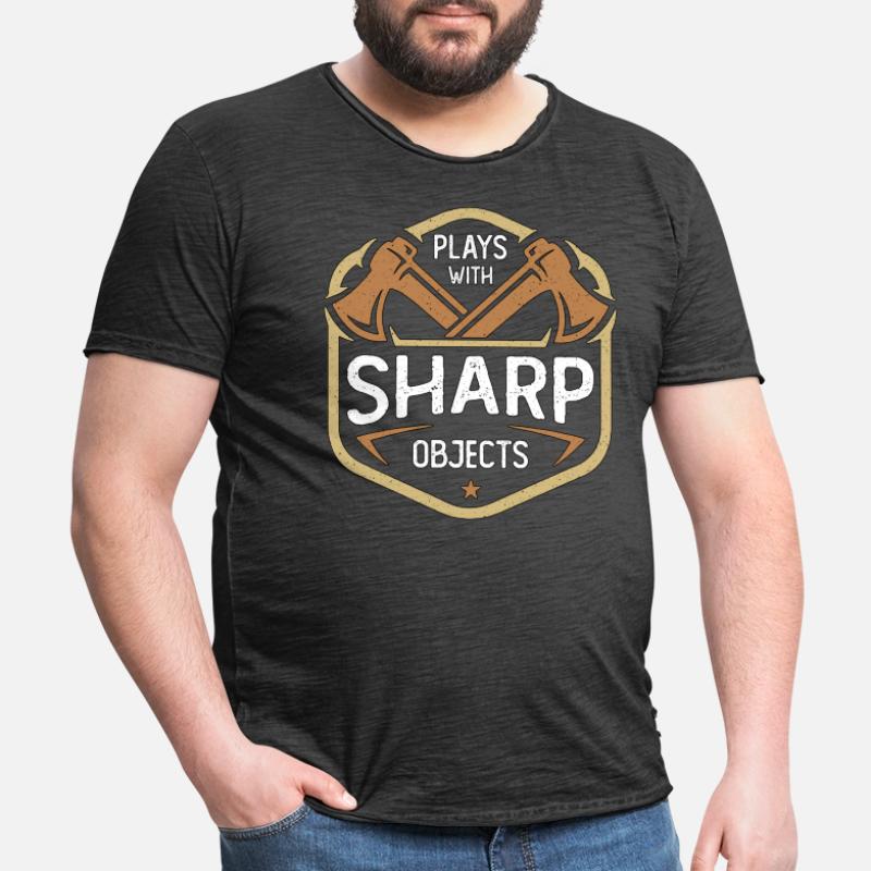 Axe Throwing Plays With Sharp Objects Double Ax Männer Vintage T-Shirt