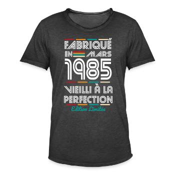 40 Year Anniversary - Gemaakt in maart 1985 - Mannen Vintage T-shirt - vintage zwart - Voor - Jose (178cm)