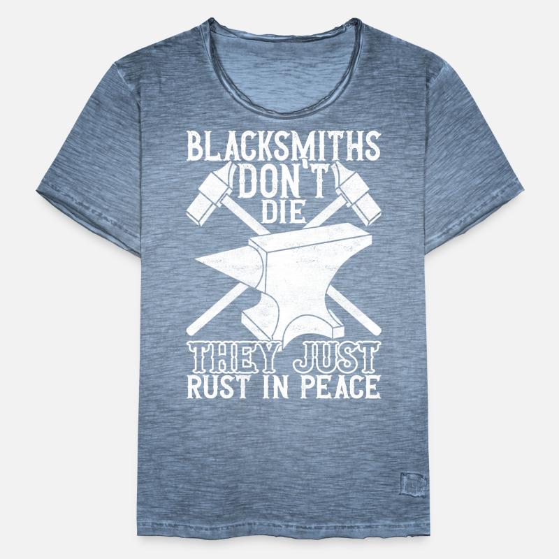 Blacksmith Forging Anvil Men's Vintage T-Shirt