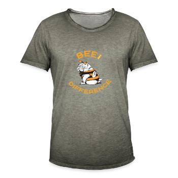 Bee the difference - Männer Vintage T-Shirt - Vintage Khaki - Vorne - Jose (178cm)