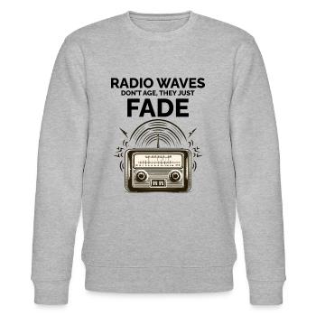 Ewige Funkwellen Vintage Amateurfunk Amateurfunk - Stanley/Stella Unisex Bio-Sweatshirt CHANGER  - Grau meliert - Vorne - Nik (191cm) & Marisol (170cm)