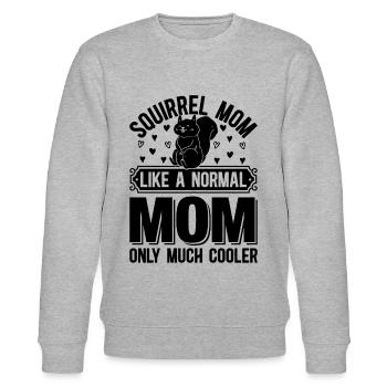 Squirrel Mom Like A Normal Mom Only Much Cooler Sq - Stanley/Stella Unisex Bio-Sweatshirt CHANGER  - Grau meliert - Vorne - Nik (191cm) & Marisol (170cm)