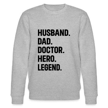Mari Papa Docteur Hero Legend - Docteur Papa - Sweat bio CHANGER Stanley/Stella Unisexe - gris chiné - Devant - Nik (191cm) & Marisol (170cm)