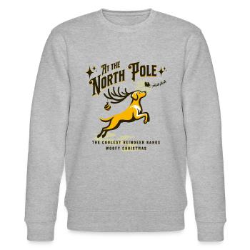 Nordpol Zauber: Der bellende Rentier Hund - Stanley/Stella Unisex Bio-Sweatshirt CHANGER  - Grau meliert - Vorne - Nik (191cm) & Marisol (170cm)