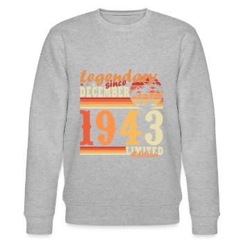 Legende 80 Jahre 1943 Dezember 80 Jahre Jubiläum - Stanley/Stella Unisex Bio-Sweatshirt CHANGER  - Grau meliert - Vorne - Nik (191cm) & Marisol (170cm)