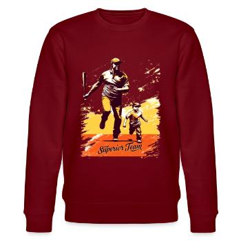 Baseball Vatertag Muttertag Geschenkidee - Stanley/Stella Unisex Bio-Sweatshirt CHANGER  - Burgunderrot - Vorne - Nik (191cm) & Marisol (170cm)