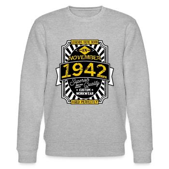 1942 NOVEMBER - Stanley/Stella CHANGER Unisex Organic Sweatshirt - heather grey - Front - Nik (191cm) & Marisol (170cm)