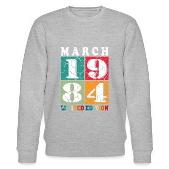 40 ans Année de naissance 1984 Né en mars 1984 - Sweat bio CHANGER Stanley/Stella Unisexe - gris chiné - Devant - Nik (191cm) & Marisol (170cm)
