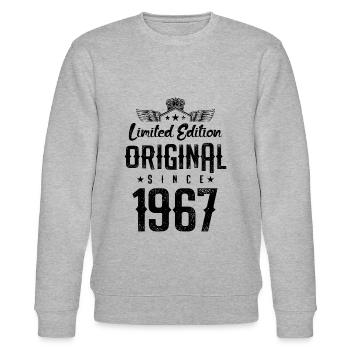 1967 limited edition - Stanley/Stella Unisex Bio-Sweatshirt CHANGER  - Grau meliert - Vorne - Nik (191cm) & Marisol (170cm)
