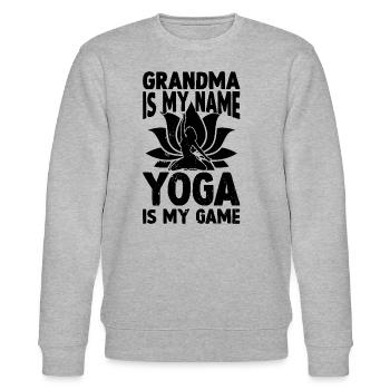 Mamie est mon nom Le yoga est mon jeu - Mamie Yoga - Sweat bio CHANGER Stanley/Stella Unisexe - gris chiné - Devant - Nik (191cm) & Marisol (170cm)