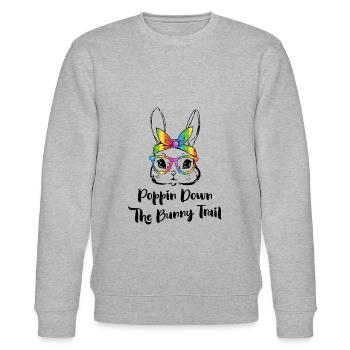 Poppin Down The Rabbit Trail Kaninchen Bandana - Stanley/Stella Unisex Bio-Sweatshirt CHANGER  - Grau meliert - Vorne - Nik (191cm) & Marisol (170cm)