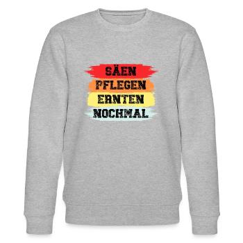 Landwirt Shirt: "Säen, pflegen, ernten, nochmal" - Stanley/Stella Unisex Bio-Sweatshirt CHANGER  - Grau meliert - Vorne - Nik (191cm) & Marisol (170cm)