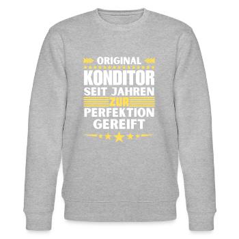 Zur Perfektion gereifter Konditor - Stanley/Stella Unisex Bio-Sweatshirt CHANGER  - Grau meliert - Vorne - Nik (191cm) & Marisol (170cm)