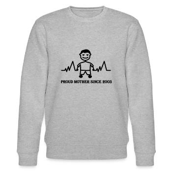 Stolzer Mutter seit 2003 eines Jungen - Stanley/Stella Unisex Bio-Sweatshirt CHANGER  - Grau meliert - Vorne - Nik (191cm) & Marisol (170cm)