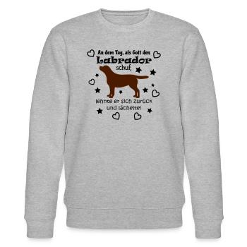 Gott schuf Labrador (braun) - Stanley/Stella Unisex Bio-Sweatshirt CHANGER  - Grau meliert - Vorne - Nik (191cm) & Marisol (170cm)