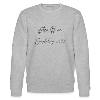 stolze Mom Einschulung 2023 - Stanley/Stella Unisex Bio-Sweatshirt CHANGER  - Grau meliert - Vorne - Nik (191cm) & Marisol (170cm)