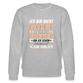 Ich bin nicht Gott aber als Zocker nah dran - Stanley/Stella Unisex Bio-Sweatshirt CHANGER  - Grau meliert - Vorne - Nik (191cm) & Marisol (170cm)