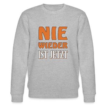 Nie wieder ist jetzt - Stanley/Stella Unisex Bio-Sweatshirt CHANGER  - Grau meliert - Vorne - Nik (191cm) & Marisol (170cm)