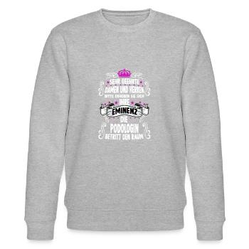Podologin T witziges Spruch Motiv Podologin - Stanley/Stella Unisex Bio-Sweatshirt CHANGER  - Grau meliert - Vorne - Nik (191cm) & Marisol (170cm)
