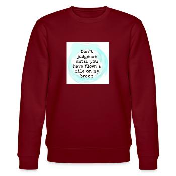 Don't judge me - Stanley/Stella CHANGER Unisex Organic Sweatshirt - burgundy - Front - Nik (191cm) & Marisol (170cm)