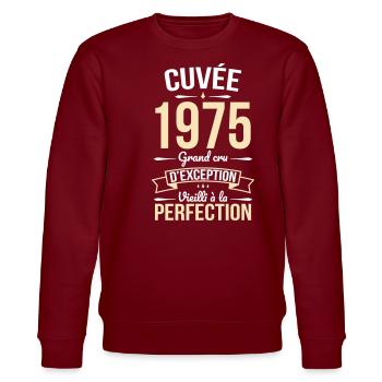 Anniversaire 50 ans - Cuvée 1975 - Cadeau Humour - Sweat bio CHANGER Stanley/Stella Unisexe - bordeaux - Devant - Nik (191cm) & Marisol (170cm)