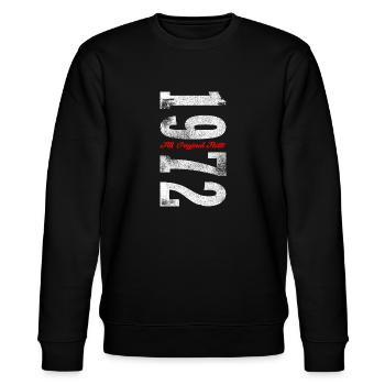 1972 geboren - Stanley/Stella Unisex Bio-Sweatshirt CHANGER  - Schwarz - Vorne - Nik (191cm) & Marisol (170cm)
