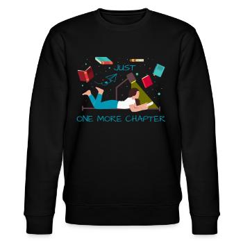 Nur noch ein Kapitel mehr lustiges Lese Zitat - Stanley/Stella Unisex Bio-Sweatshirt CHANGER  - Schwarz - Vorne - Nik (191cm) & Marisol (170cm)
