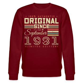 September 1981 Limitierte Auflage zum 44. Jubiläum des Septembers - Stanley/Stella Unisex Bio-Sweatshirt CHANGER  - Burgunderrot - Vorne - Nik (191cm) & Marisol (170cm)