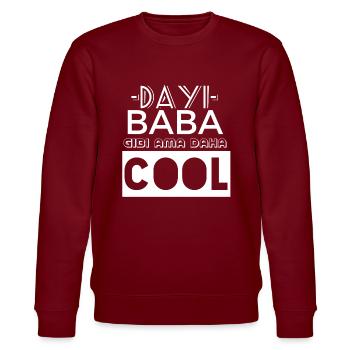 Turkish saying - Stanley/Stella CHANGER Unisex Organic Sweatshirt - burgundy - Front - Nik (191cm) & Marisol (170cm)