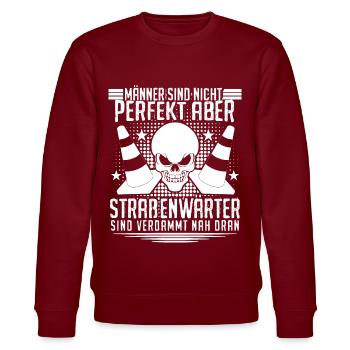 Straßenwärter lustig Straßenmeisterei - Stanley/Stella Unisex Bio-Sweatshirt CHANGER  - Burgunderrot - Vorne - Nik (191cm) & Marisol (170cm)