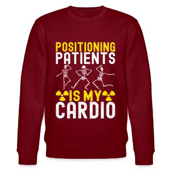 Radiologie Radiologe - Stanley/Stella Unisex Bio-Sweatshirt CHANGER  - Burgunderrot - Vorne - Nik (191cm) & Marisol (170cm)