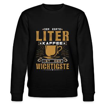 Kaffee Der erste Liter - Stanley/Stella Unisex Bio-Sweatshirt CHANGER  - Schwarz - Vorne - Nik (191cm) & Marisol (170cm)