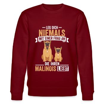 Malinois Hund Tierliebhaber - Stanley/Stella Unisex Bio-Sweatshirt CHANGER  - Burgunderrot - Vorne - Nik (191cm) & Marisol (170cm)