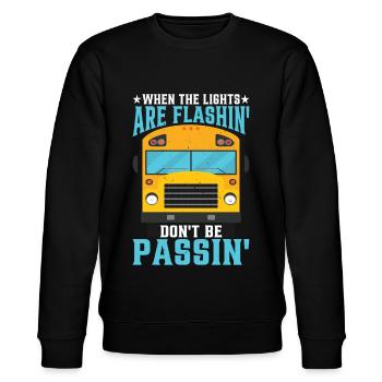 When The Lights Are Flashin' Don't Be Passin' 3 - Stanley/Stella Unisex Bio-Sweatshirt CHANGER  - Schwarz - Vorne - Nik (191cm) & Marisol (170cm)