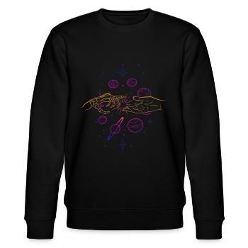 Hand in hand space / skeleton stars - Stanley/Stella CHANGER Unisex Organic Sweatshirt - black - Front - Nik (191cm) & Marisol (170cm)