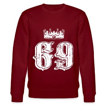 69 Zahl Krone - Stanley/Stella Unisex Bio-Sweatshirt CHANGER  - Burgunderrot - Vorne - Nik (191cm) & Marisol (170cm)