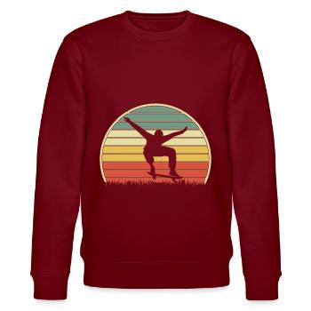 Skateboarder Skateboarder Skater Retro Skating - Stanley/Stella Unisex Bio-Sweatshirt CHANGER  - Burgunderrot - Vorne - Nik (191cm) & Marisol (170cm)