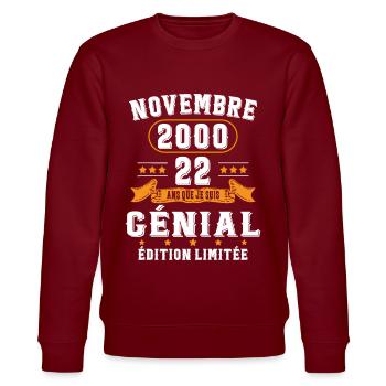22 Ans Anniversaire Vintage Né(e) en Novembre 2000 - Sweat bio CHANGER Stanley/Stella Unisexe - bordeaux - Devant - Nik (191cm) & Marisol (170cm)