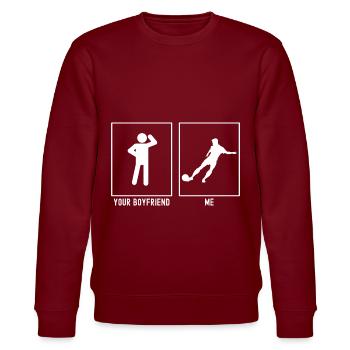 Dein Freund - Ich - Fußballprofi - Stanley/Stella Unisex Bio-Sweatshirt CHANGER  - Burgunderrot - Vorne - Nik (191cm) & Marisol (170cm)