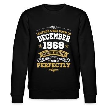 Vintage Aged Perfectly December 1968 - Stanley/Stella CHANGER Unisex Organic Sweatshirt - black - Front - Nik (191cm) & Marisol (170cm)