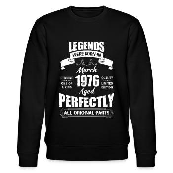 Legends Were Born In March 1976 Birthday - Stanley/Stella Unisex Bio-Sweatshirt CHANGER  - Schwarz - Vorne - Nik (191cm) & Marisol (170cm)
