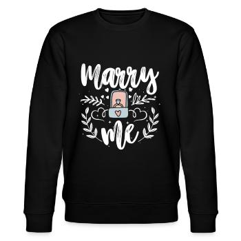 Heirate Mich Heiratsantrag Verlobung - Stanley/Stella Unisex Bio-Sweatshirt CHANGER  - Schwarz - Vorne - Nik (191cm) & Marisol (170cm)